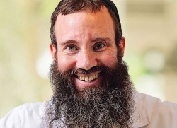 ד"ר גיל יוסף שחר (M.D)